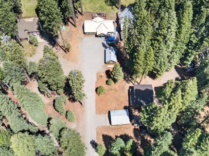 2412 Almanor Drive West, Lake Almanor, CA 95923 Photo