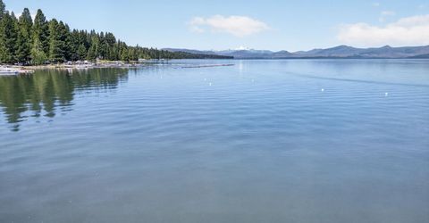 2412 Almanor Drive West, Lake Almanor, CA 95923 Photo