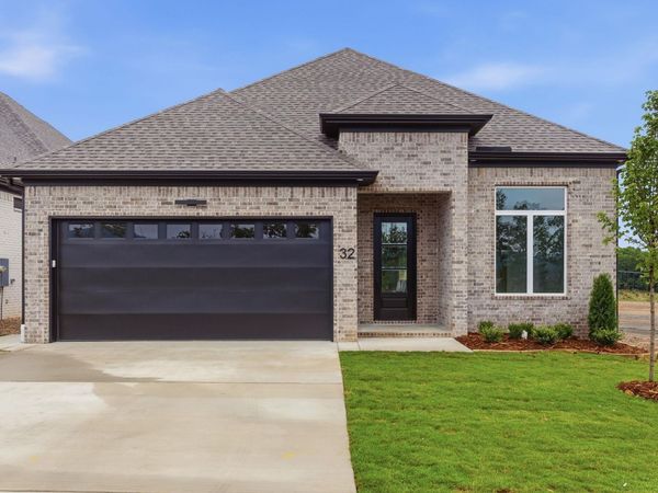 32 Mountain Brook Road, Little Rock, AR 72223