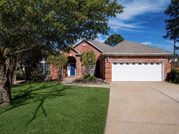 15 Iris Cove, Maumelle, AR 72113