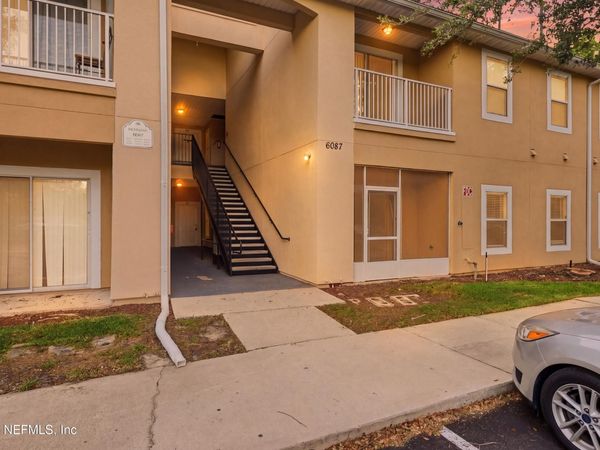 6087 MAGGIES Circle, Unit 103, Jacksonville, FL 32244