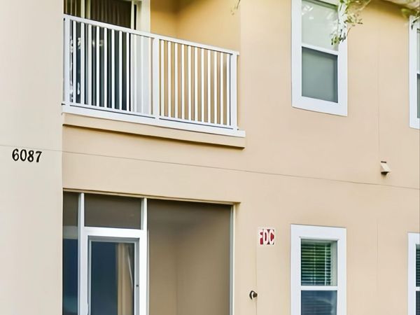 6087 MAGGIES Circle, Unit 103, Jacksonville, FL 32244