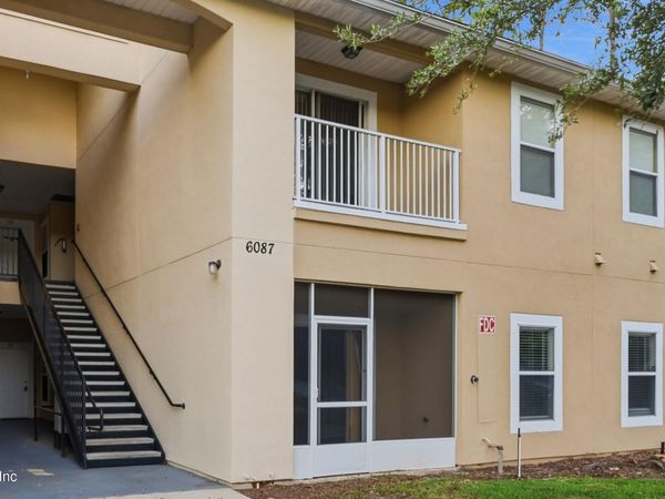 6087 MAGGIES Circle, Unit 103, Jacksonville, FL 32244