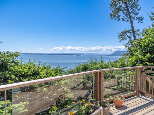 2659 Schooner Way , Pender Island, BC V0N 2M2