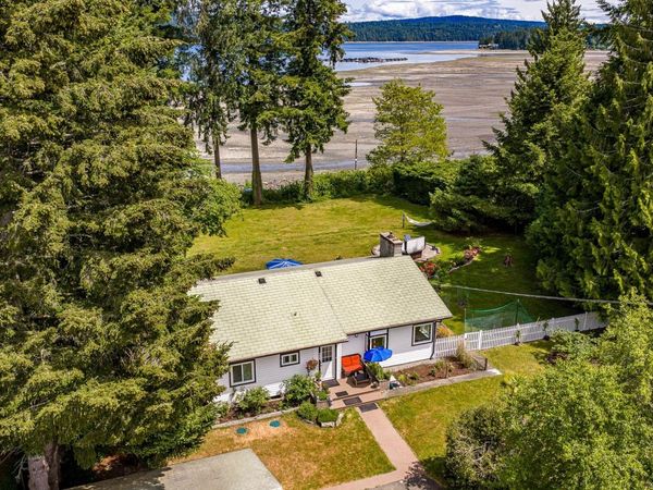7410 Yake Rd , Fanny Bay, BC V0R 1W0