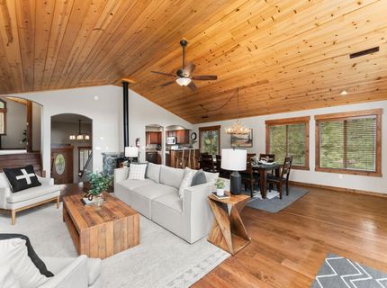 12397 Stockholm Way, Truckee, CA 96161 Photo