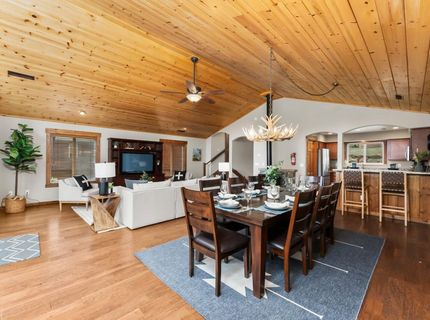 12397 Stockholm Way, Truckee, CA 96161 Photo