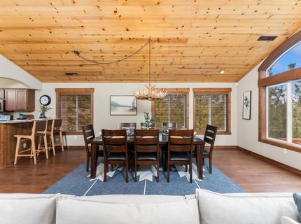 12397 Stockholm Way, Truckee, CA 96161 Photo