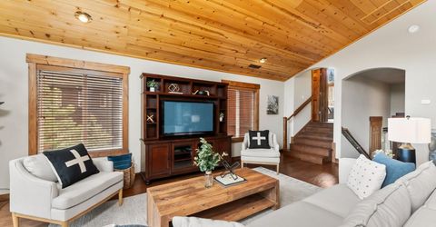 12397 Stockholm Way, Truckee, CA 96161 Photo