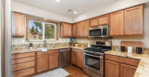 12397 Stockholm Way, Truckee, CA 96161 Photo