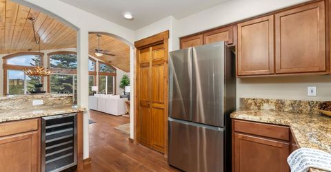 12397 Stockholm Way, Truckee, CA 96161 Photo