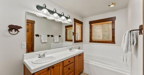12397 Stockholm Way, Truckee, CA 96161 Photo
