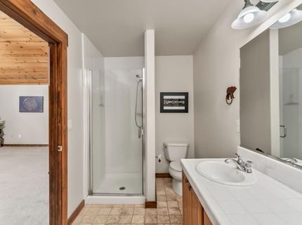 12397 Stockholm Way, Truckee, CA 96161 Photo