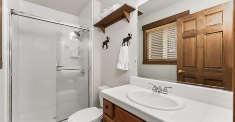 12397 Stockholm Way, Truckee, CA 96161 Photo