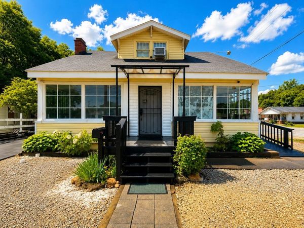261 Cypress Mill Rd, Florence, AL 35630