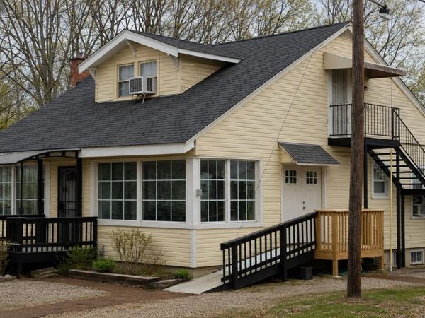 261 Cypress Mill Rd, Florence, AL 35630
