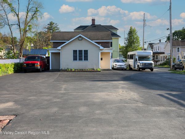 337 Broadway , Kingston, NY 12401