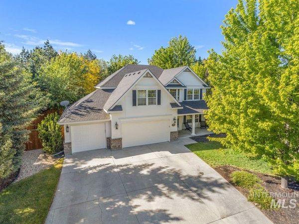 279 E Stonewater Ct, Eagle, ID 83616