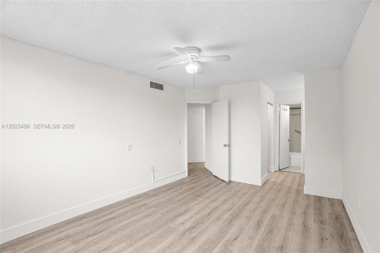 9091 Lime Bay Blvd, Unit 304, Tamarac, FL 33321 Photo
