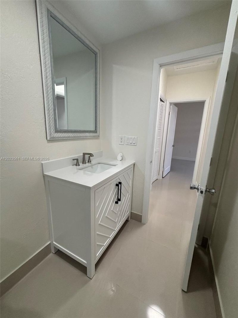 1648 SW 13th St , Unit NA, Miami, FL 33145 Photo