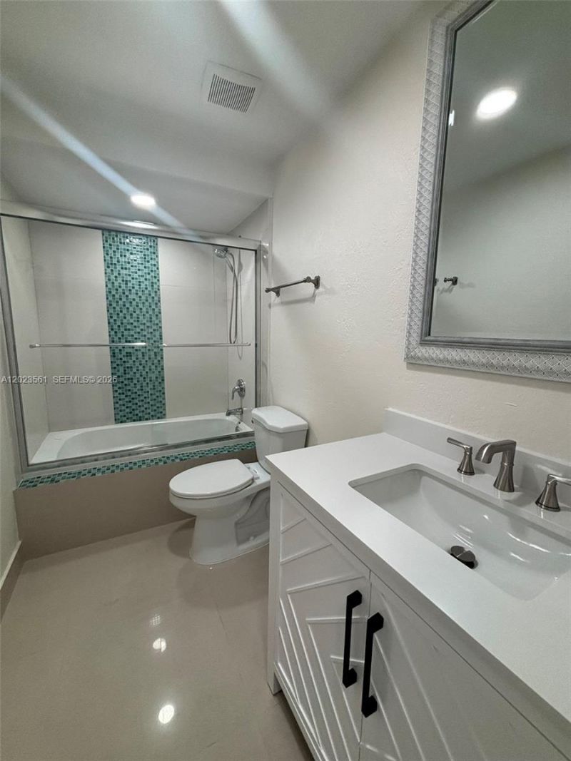 1648 SW 13th St , Unit NA, Miami, FL 33145 Photo