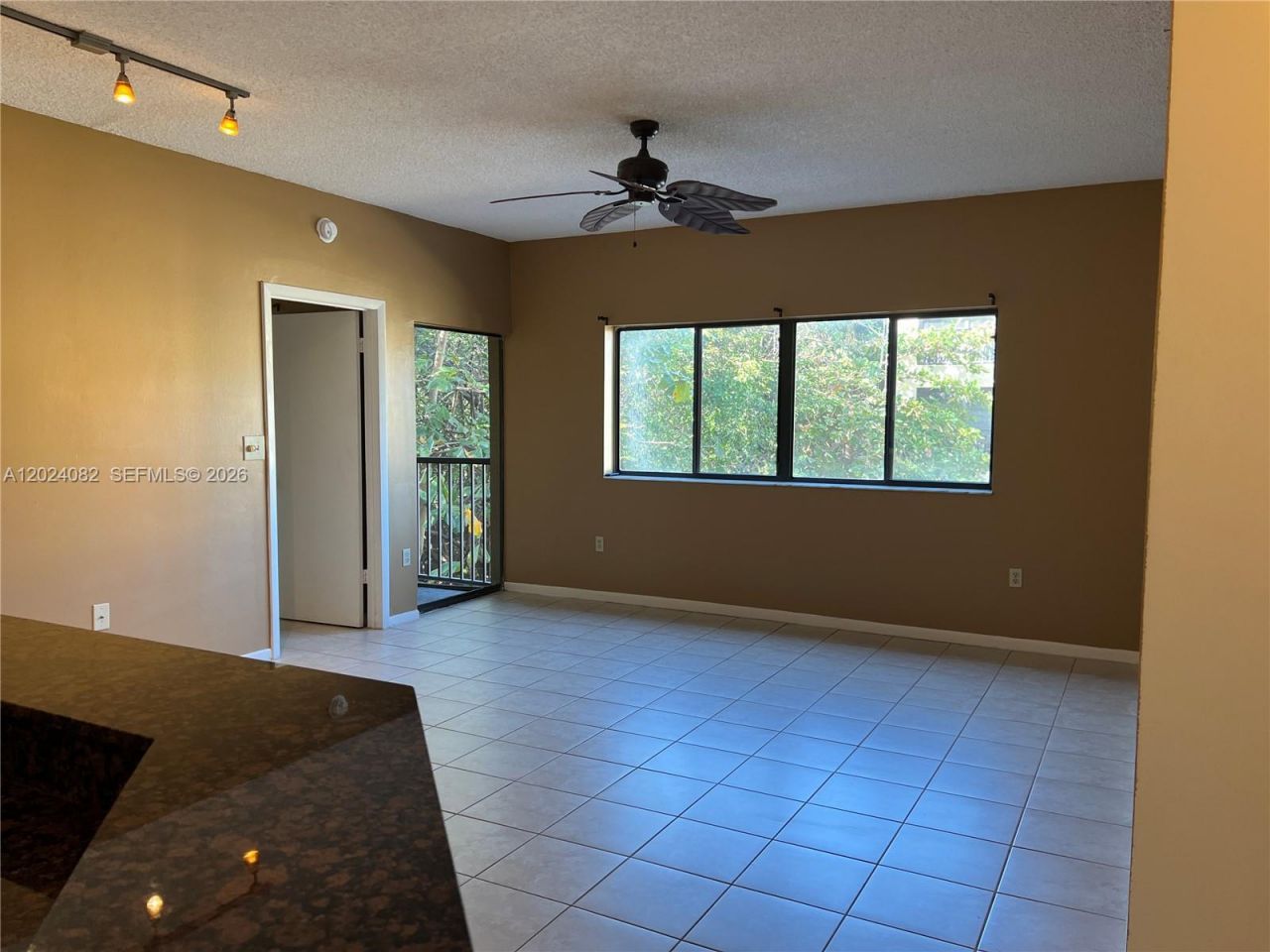 2445 SW 18th Ter, Unit 920, Fort Lauderdale, FL 33315 Photo
