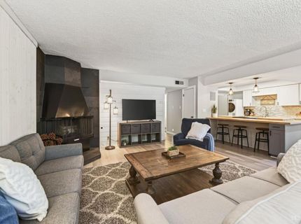 1160 Herbert Avenue, Unit A, South Lake Tahoe, CA 96150 Photo