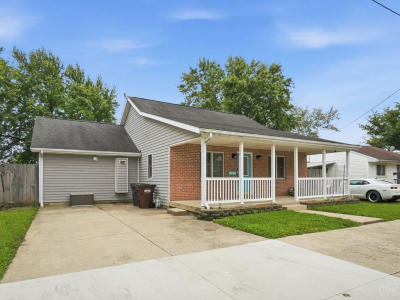 598 Grand Avenue, Sabina, OH 45169 Photo 2