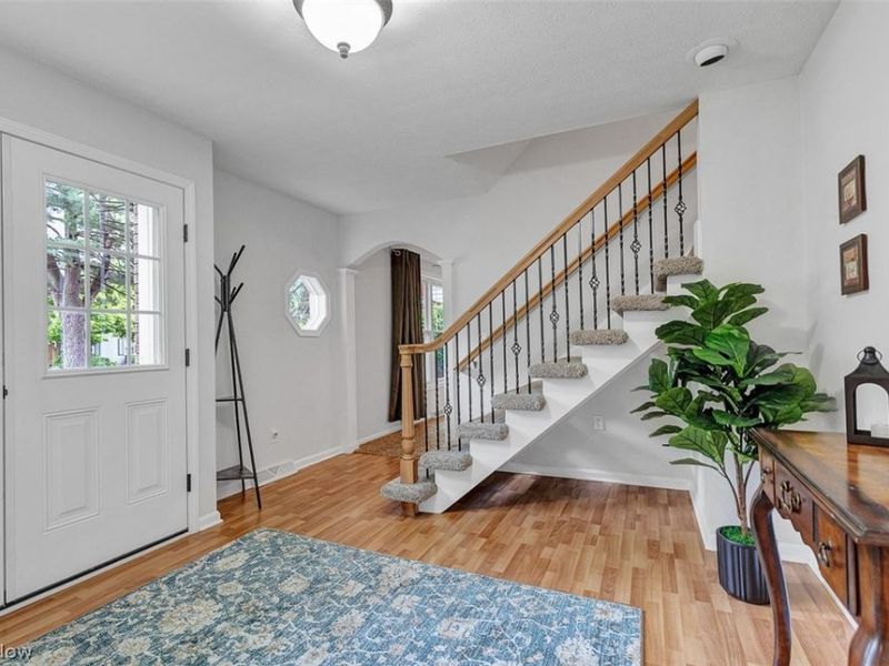 30475 Timber Lane, Bay Village, OH 44140 Photo 3