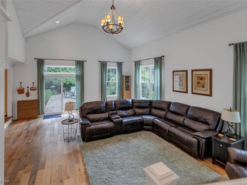 30475 Timber Lane, Bay Village, OH 44140 Photo 8