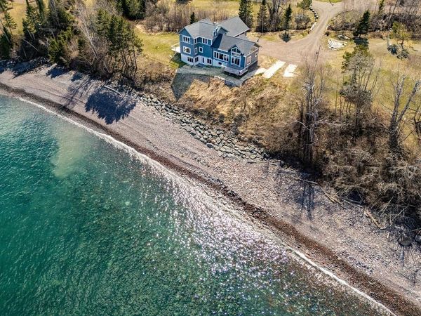 6164 Kennedys Landing , Silver Bay, MN 55614