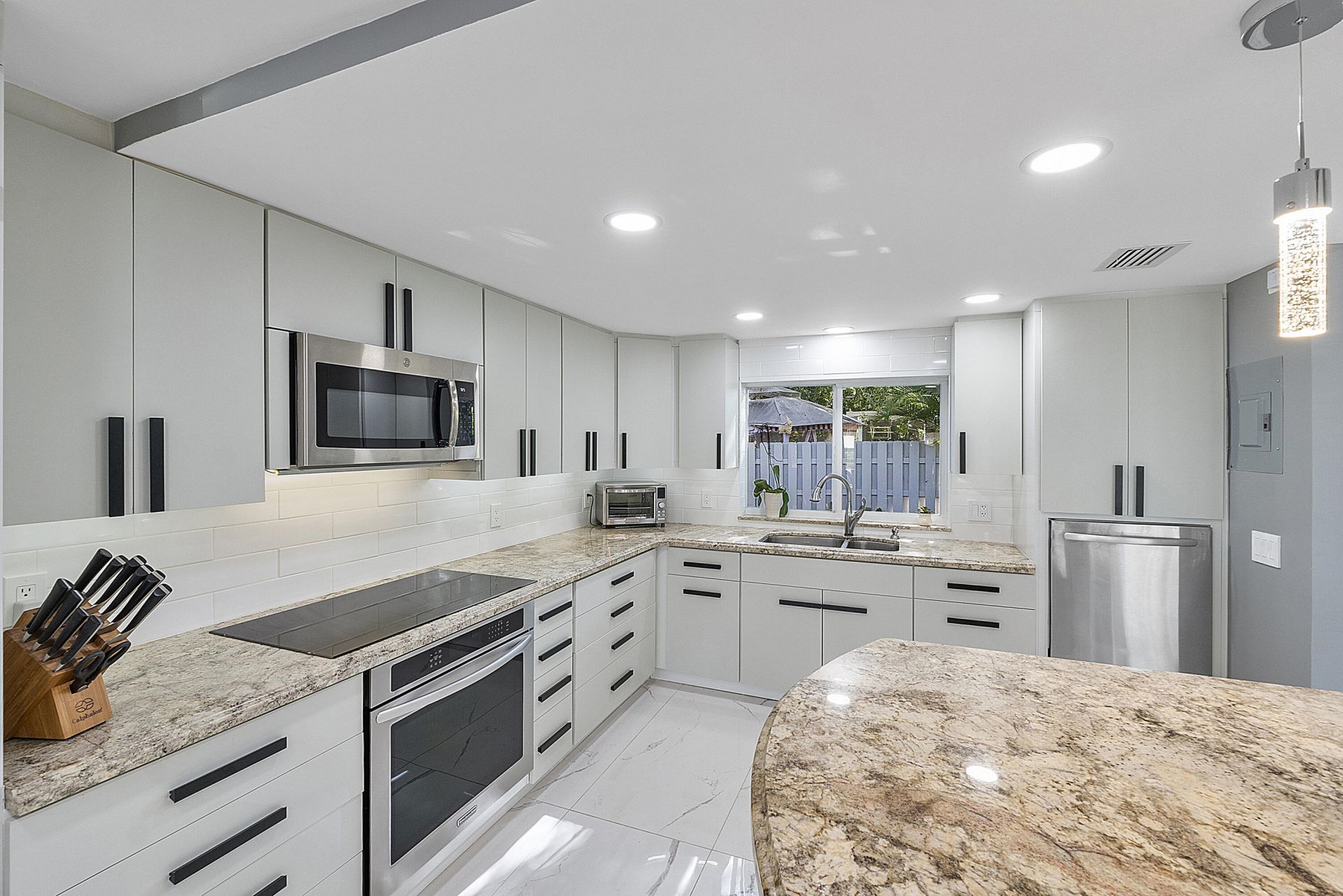 1900 NE 16th Terrace, Fort Lauderdale, FL 33305 Photo