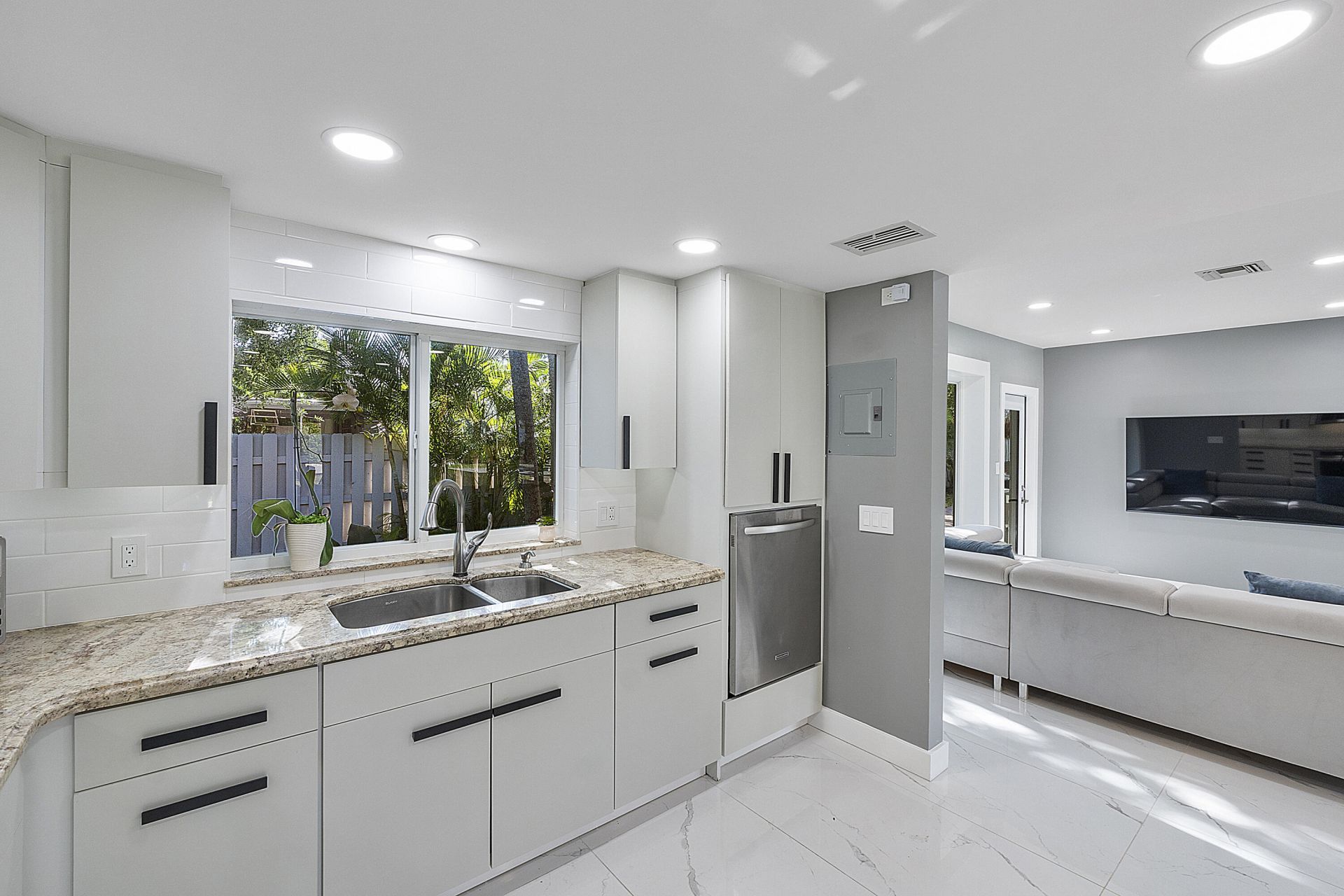 1900 NE 16th Terrace, Fort Lauderdale, FL 33305 Photo