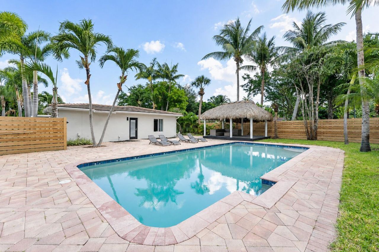 1900 NE 16th Terrace, Fort Lauderdale, FL 33305 Photo