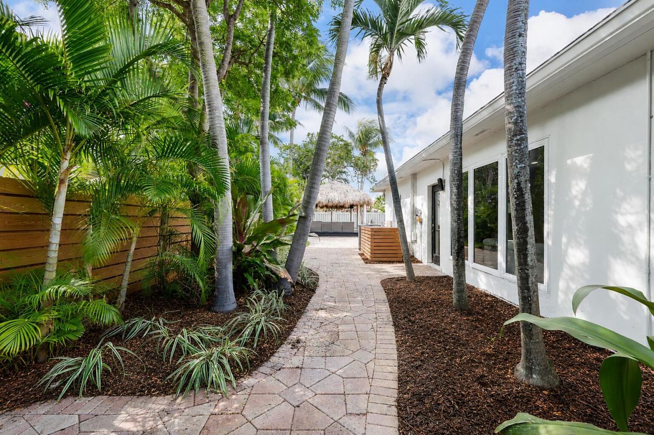1900 NE 16th Terrace, Fort Lauderdale, FL 33305 Photo