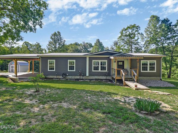 293 Christian Rd, Crossville, TN 38572
