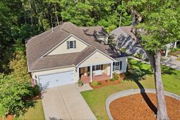 302 Sterlington Way photo 4