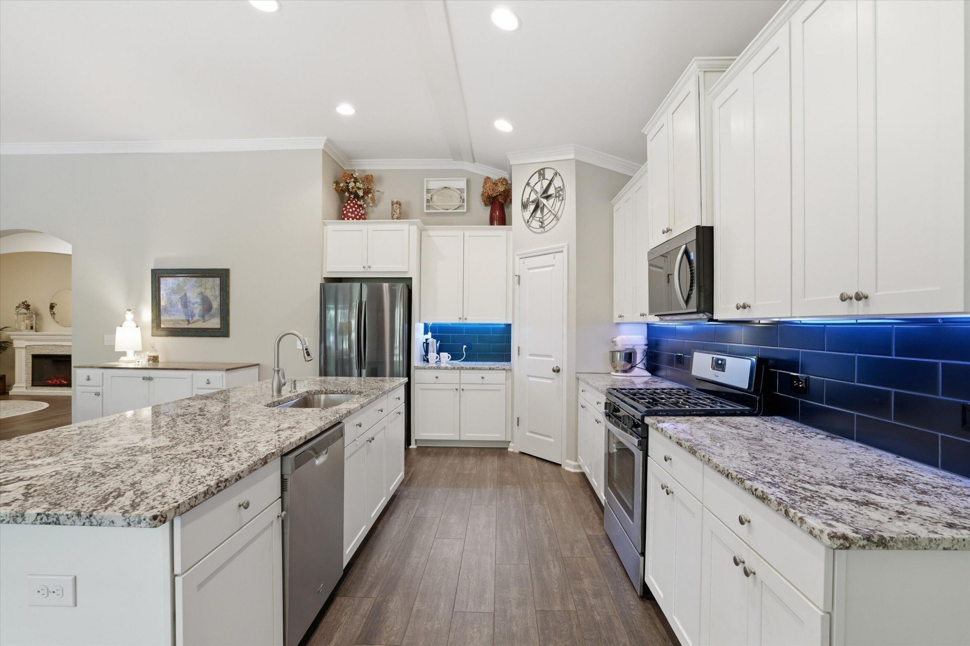 302 Sterlington Way Photo 23