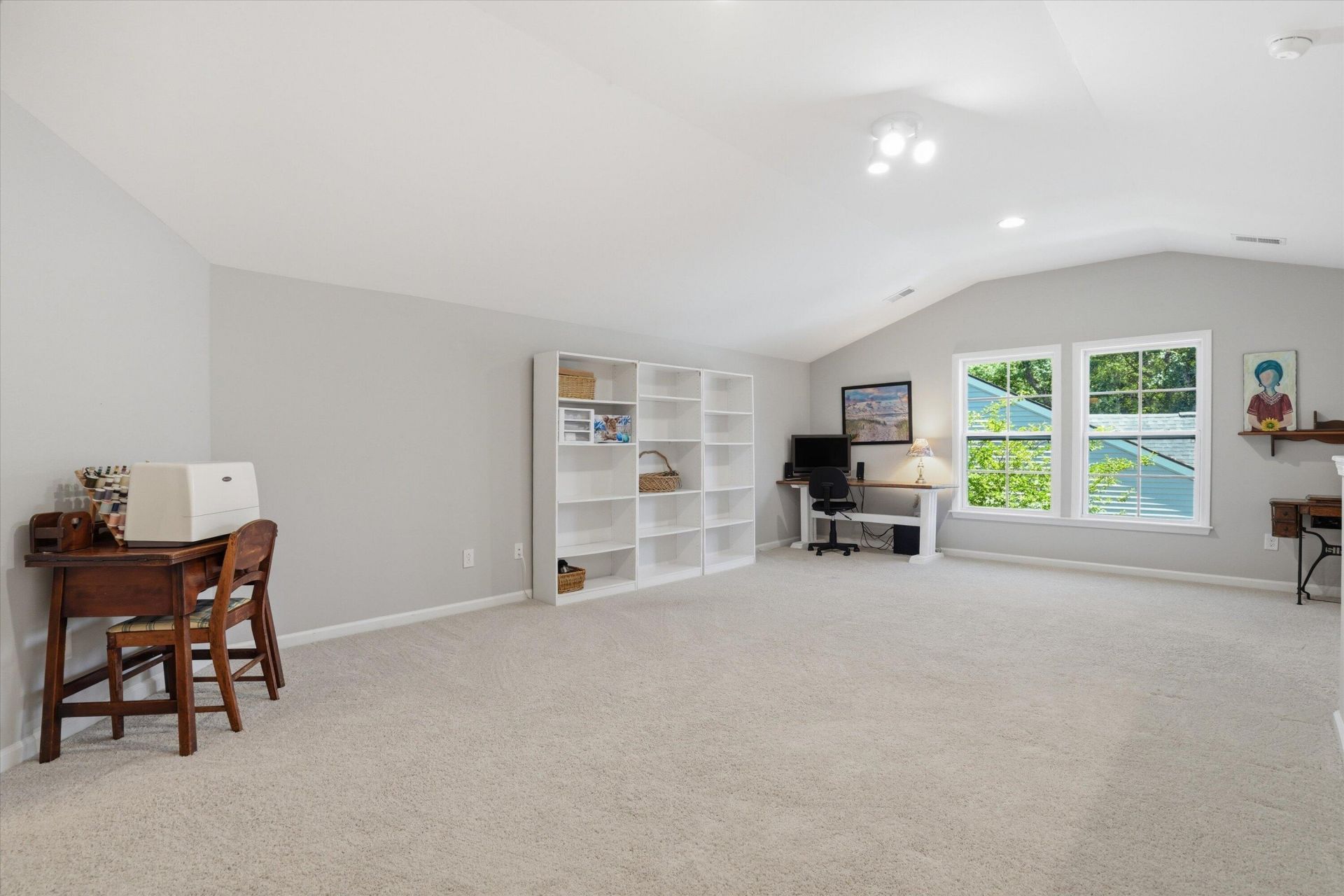 302 Sterlington Way Photo 43