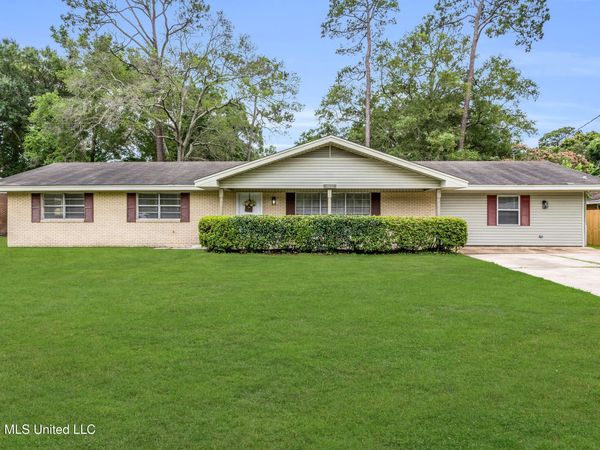 2505 Shady Lane, Biloxi, MS 39531