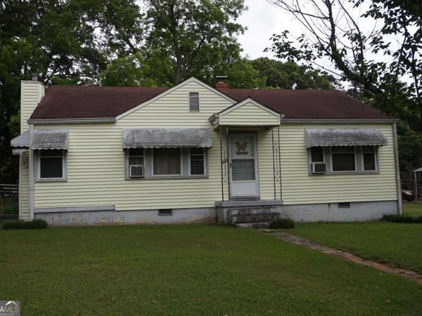 829 Warren Drive, Forest Park, GA 30297