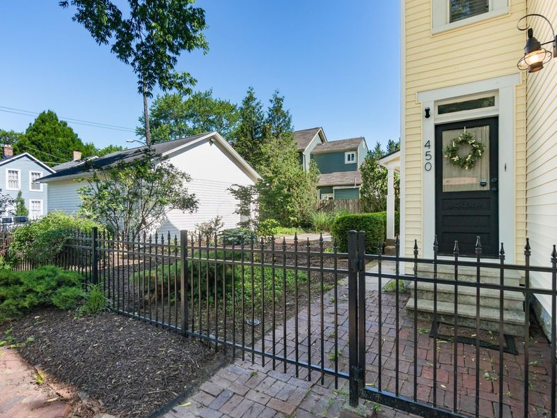 450 Forest Street, Columbus, OH 43206 Photo 5