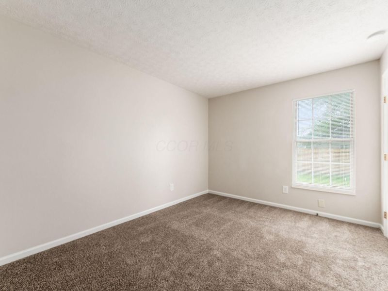 1606 Autumn Village Drive, Columbus, OH 43223 Photo 21