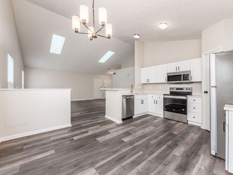 1606 Autumn Village Drive, Columbus, OH 43223 Photo 8