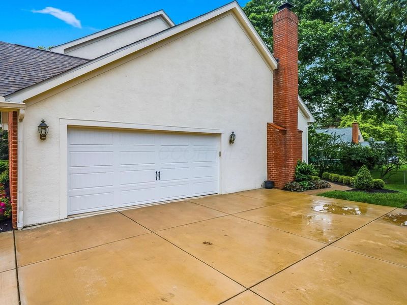 3172 Fisher Place, Columbus, OH 43221 Photo 3