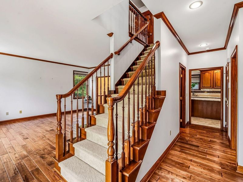 3172 Fisher Place, Columbus, OH 43221 Photo 4