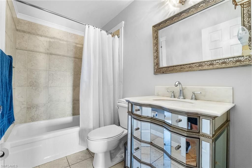 2366 E Mall Dr , Unit 516, Fort Myers, FL 33901 Photo
