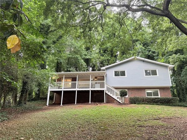 5641 Stone Court , Stone Mountain, GA 30087