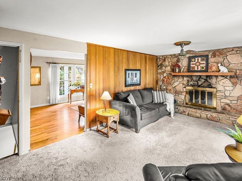 2583 Peach Tree Circle , Stow, OH 44224 Photo 9
