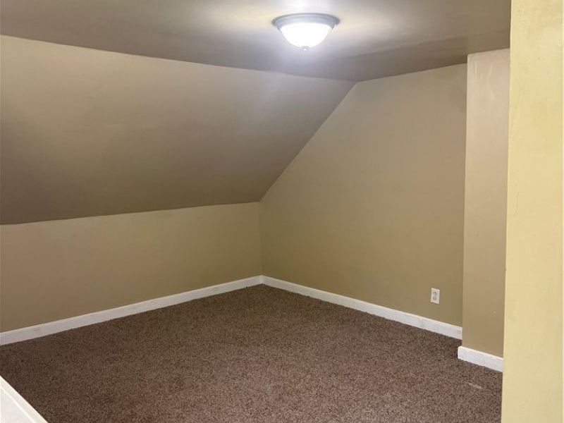 7738 Spafford Road , Cleveland, OH 44105 Photo 7